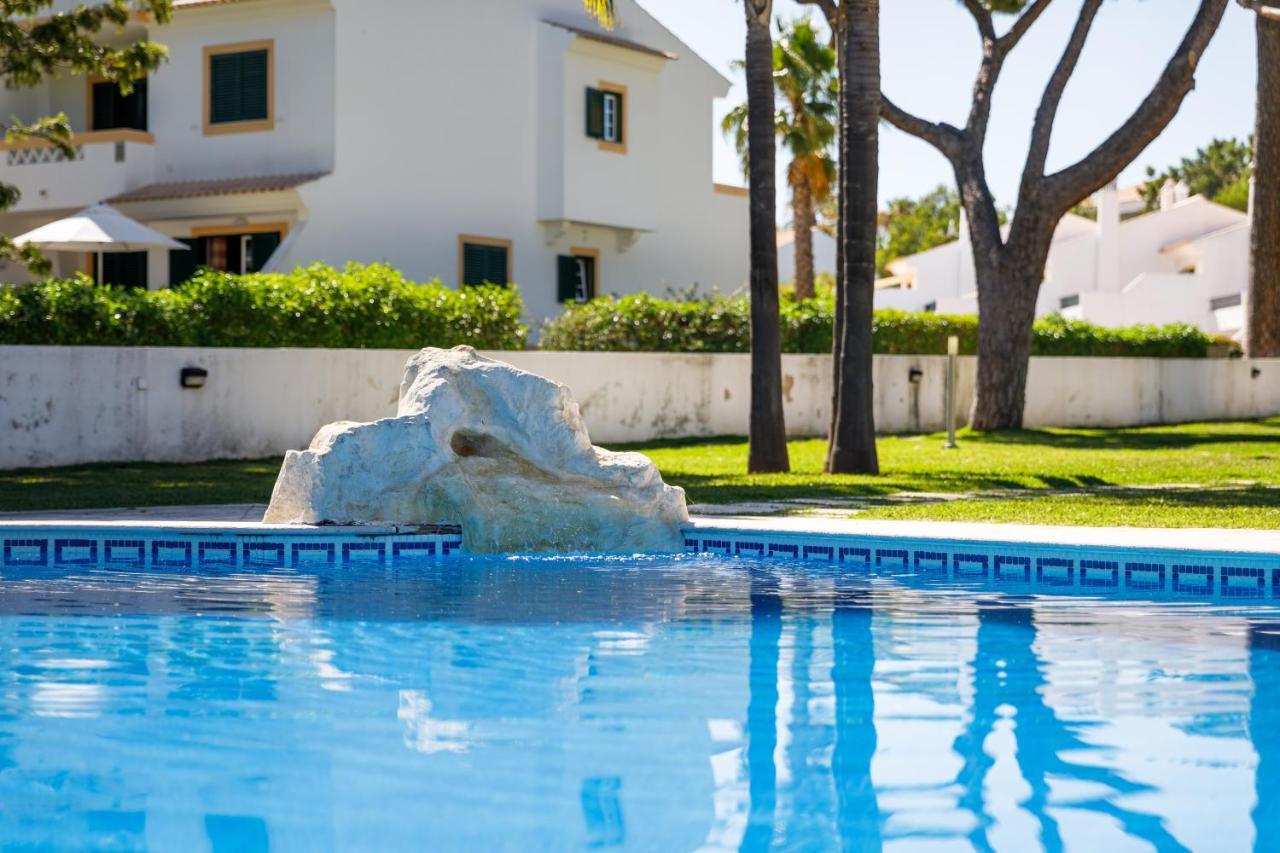 Falesia Sunshine By The Portuguese Butler Villa *